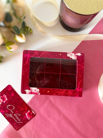 Упаковка под 6 конфет с тонкими разделителями "Весна бордо"